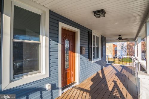 15 Beechwood Ave, Camden NJ  08107-1318 exterior