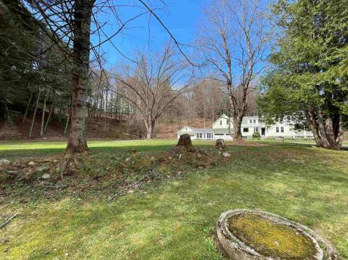 30 Greenwood Rd, Unity NH  03773-3004 exterior