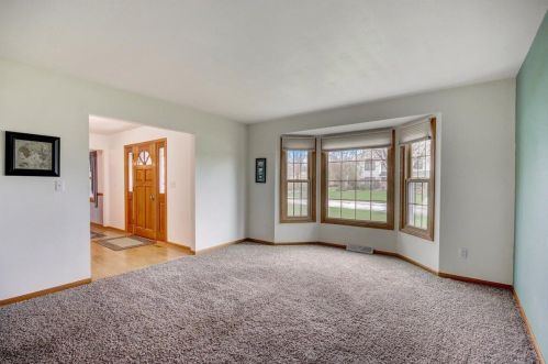 13125 Wade Dr, Waukesha WI  53151-9013 exterior