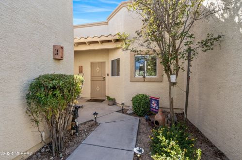 8784 Kenyon Terrace Dr, Tucson, AZ 85710-4084