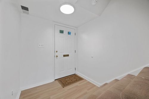 1032 Pennsbury Blvd, Pittsburgh, PA 15205-1633