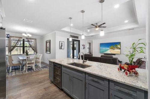 3011 12th Ave, Naples FL  34120-3730 exterior