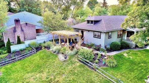 316 Scott Ave, Glenshaw, PA 15116-1661