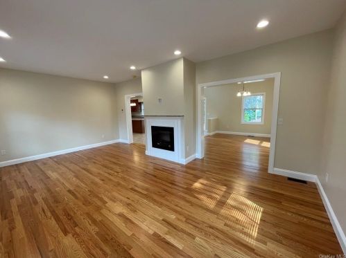 3 Stratford Rd, New Rochelle NY  10804-2519 exterior