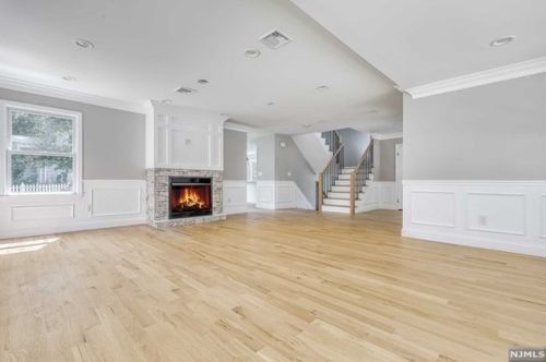 441 Northern Pkwy, Ridgewood NJ  07450-1720 exterior