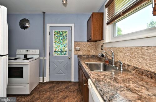 607 Noble St, Norristown PA  19401-5530 exterior