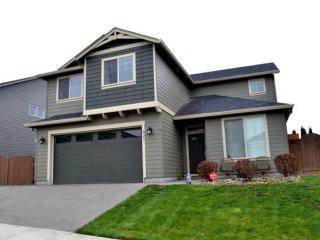 521 40th Ave, Ridgefield, WA 98642-8271