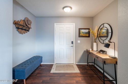 7498 Giachery Ave, Tucson AZ  85747-5613 exterior