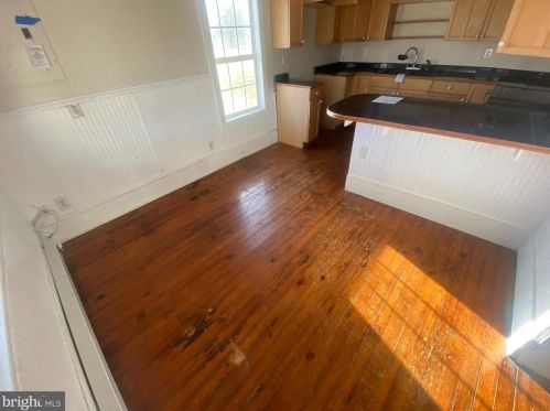 143 Water St, Woodstock VA  22664-1747 exterior