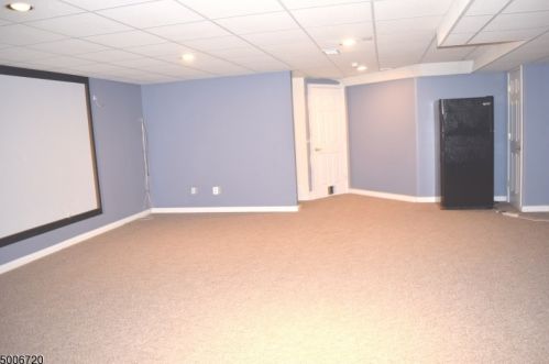 97 Crown Point Rd, Parsippany NJ  07054-3414 exterior