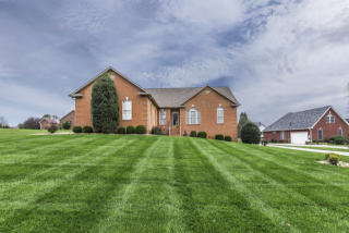 2553 Creekstone Cir, Maryville TN  37804-4700 exterior