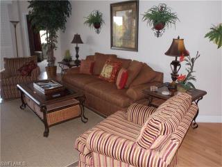 15707 Marcello Cir, Naples FL  34110-2834 exterior