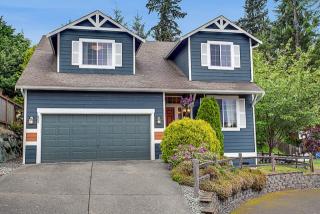 809 180th St, Lynnwood, WA 98037-8244