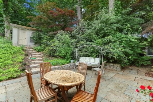 489 Fairmount Ave, Chatham Township NJ  07928-1370 exterior