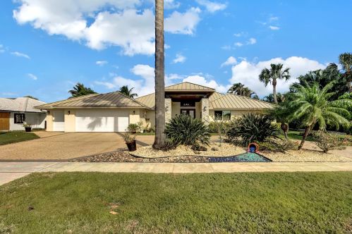 3971 Live Oak Blvd, Delray Beach, FL 33445-7001