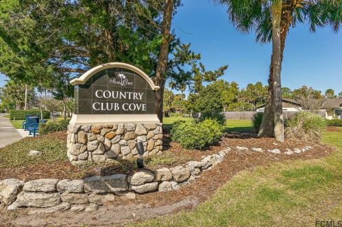 6 Collins Ln, Palm Coast, FL 32137-8171