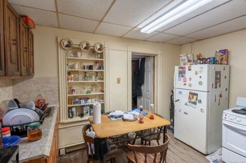 15 Roosevelt Pl, Monticello, NY 12701-2151