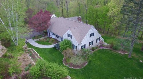 43 Twin Ridge Rd, Ridgefield, CT 06877-5823