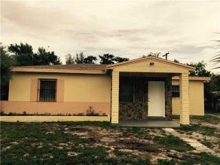 2270 133rd St, Miami, FL 33167-1352