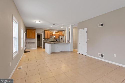 60 Silver Birch Dr, Lancaster PA  17602-7014 exterior