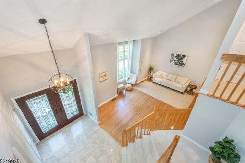 31 Drake Ct, Dover NJ  07869-4851 exterior