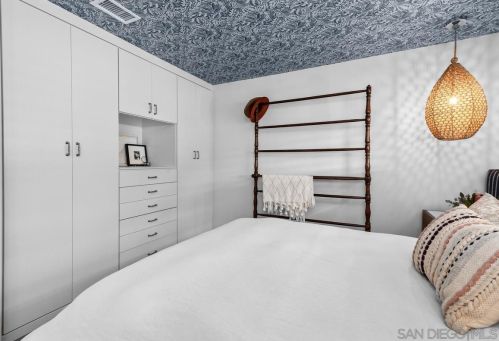 763 Snapdragon St, Encinitas CA  92024-3347 exterior