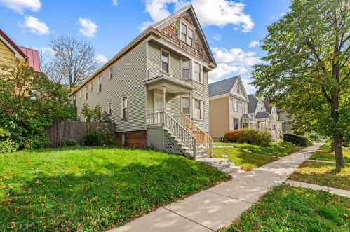 2636 Weil St, Milwaukee, WI 53212-3088