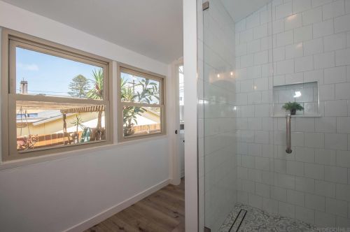 1704 Ebers St, San Diego CA  92107-3504 exterior