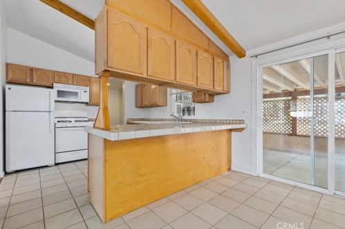 337 Nightingale Ave, Lake Nacimiento CA  93446-4012 exterior