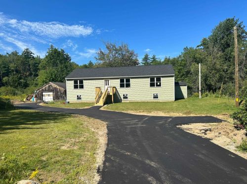 293 Cross Mill Rd, Tilton, NH 03276-4060