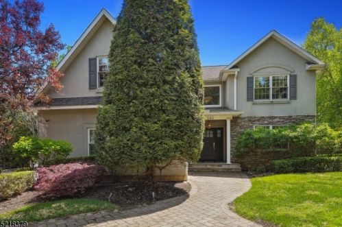 101 Mount Prospect Ave, Verona, NJ 07044-2607