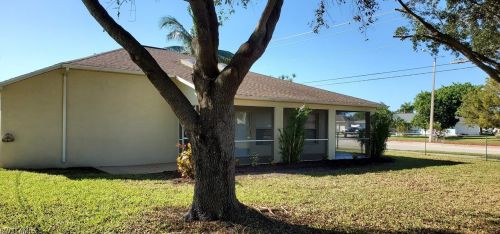 901 30th St, Cape Coral FL  33904-2931 exterior