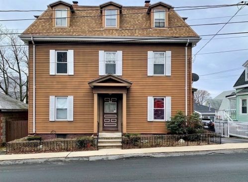 44 Fremont Ave, Chelsea, MA 02150-1023