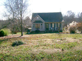 1746 Wynnewood Dr, Chapmansboro, TN 37035-9053