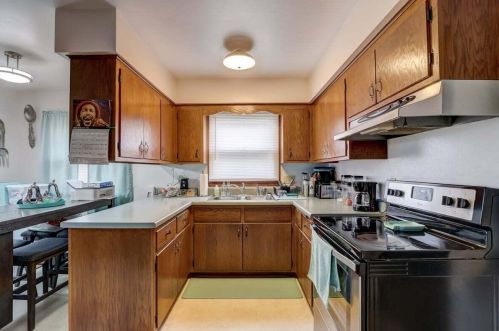 10847 Appleton Ave, Milwaukee, WI 10849-1309