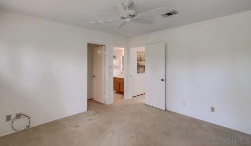 3275 Old Bridgeport Way, San Diego CA  92111-7733 exterior