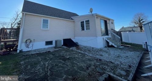 931 Center Ave, Gloucester NJ  08031-1610 exterior