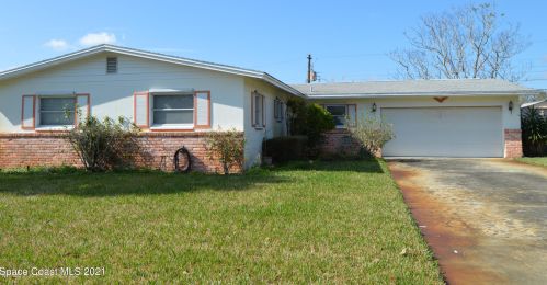 4850 Pasco Ave, Titusville, FL 32780-6814
