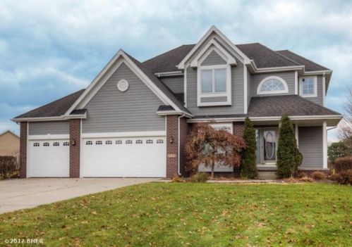 2733 95th Ave, Ankeny, IA 50021-9721