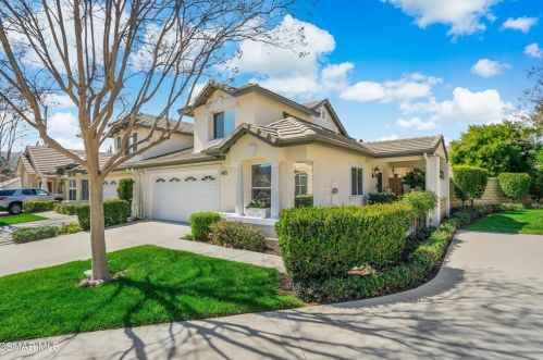 2053 Laurelwood Ave, Simi Valley, CA 93063-3563