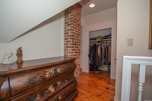 20 Washington Pl, Northport NY  11768-2936 exterior