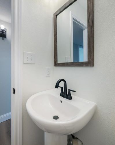 1410 Woodcreek Dr, Richardson TX  75082-4518 exterior