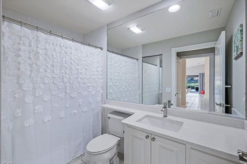 5422 Guadeloupe Way, Naples FL  34119-9578 exterior