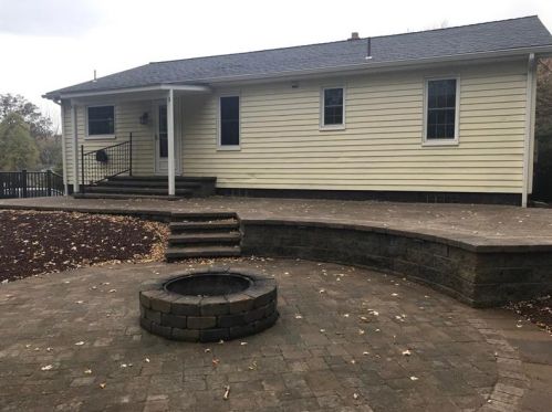 458 Maitland Ln, New Castle PA  16105-1418 exterior