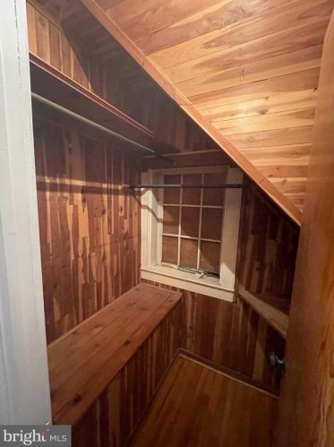 504 Church St, Charles Town WV  25414-1314 exterior