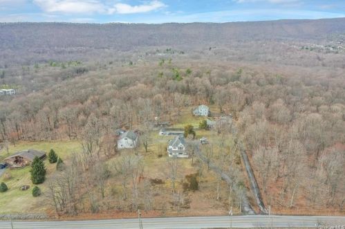 126 Seven Springs Rd, Highland Mills NY  10930-2002 exterior
