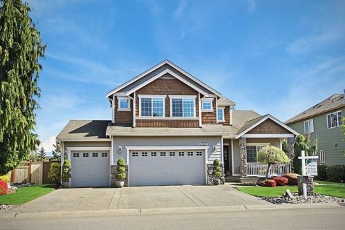 17827 92 Ave, Puyallup WA  98375-6268 exterior