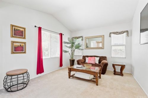 12607 Orangeblossom Ln, Riverside CA  92503-7059 exterior