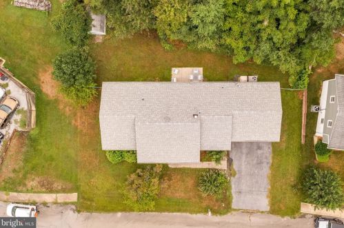 533 Morison St, Charles Town WV  25414-1144 exterior