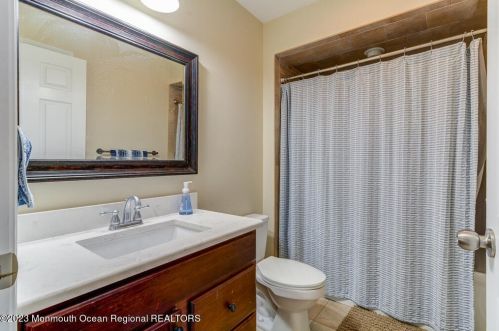 416 Carter Ave, Point Pleasant Beach NJ  08742-4105 exterior